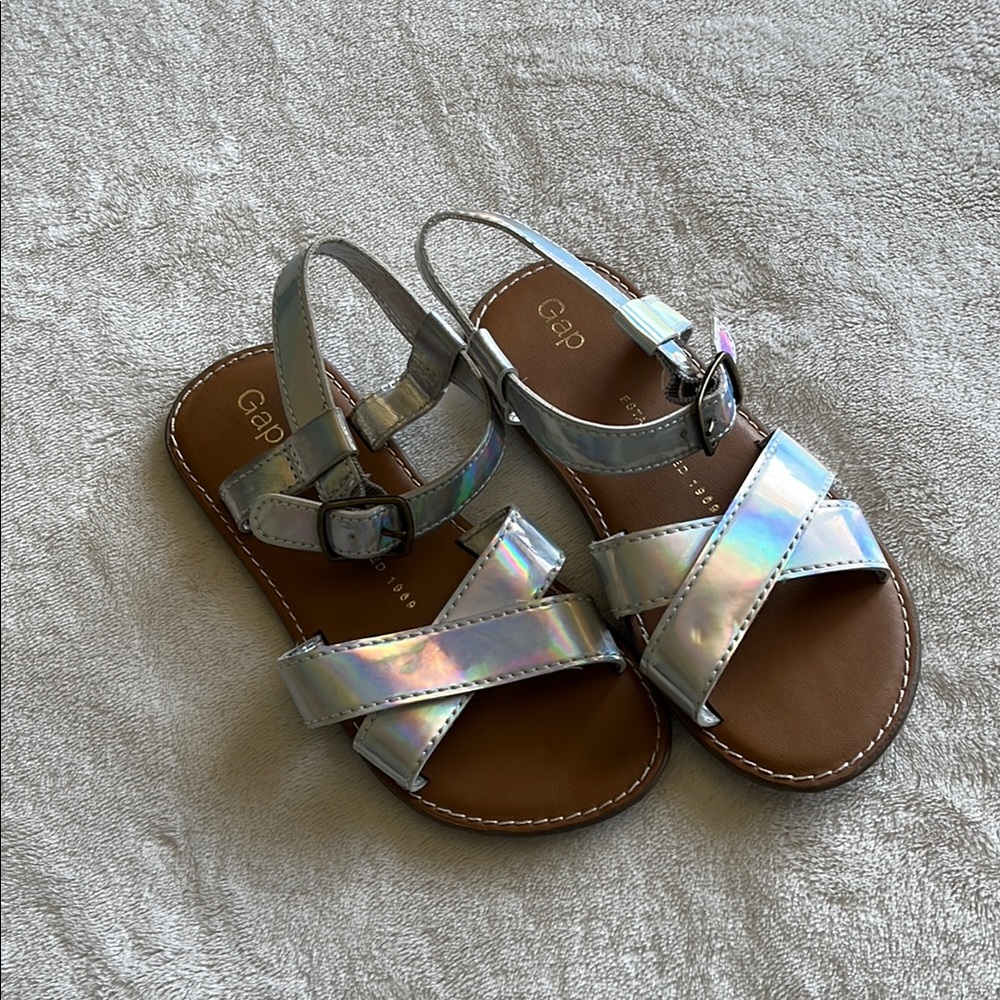 GAP Silver Metallic Sandals Casual Flip Flops